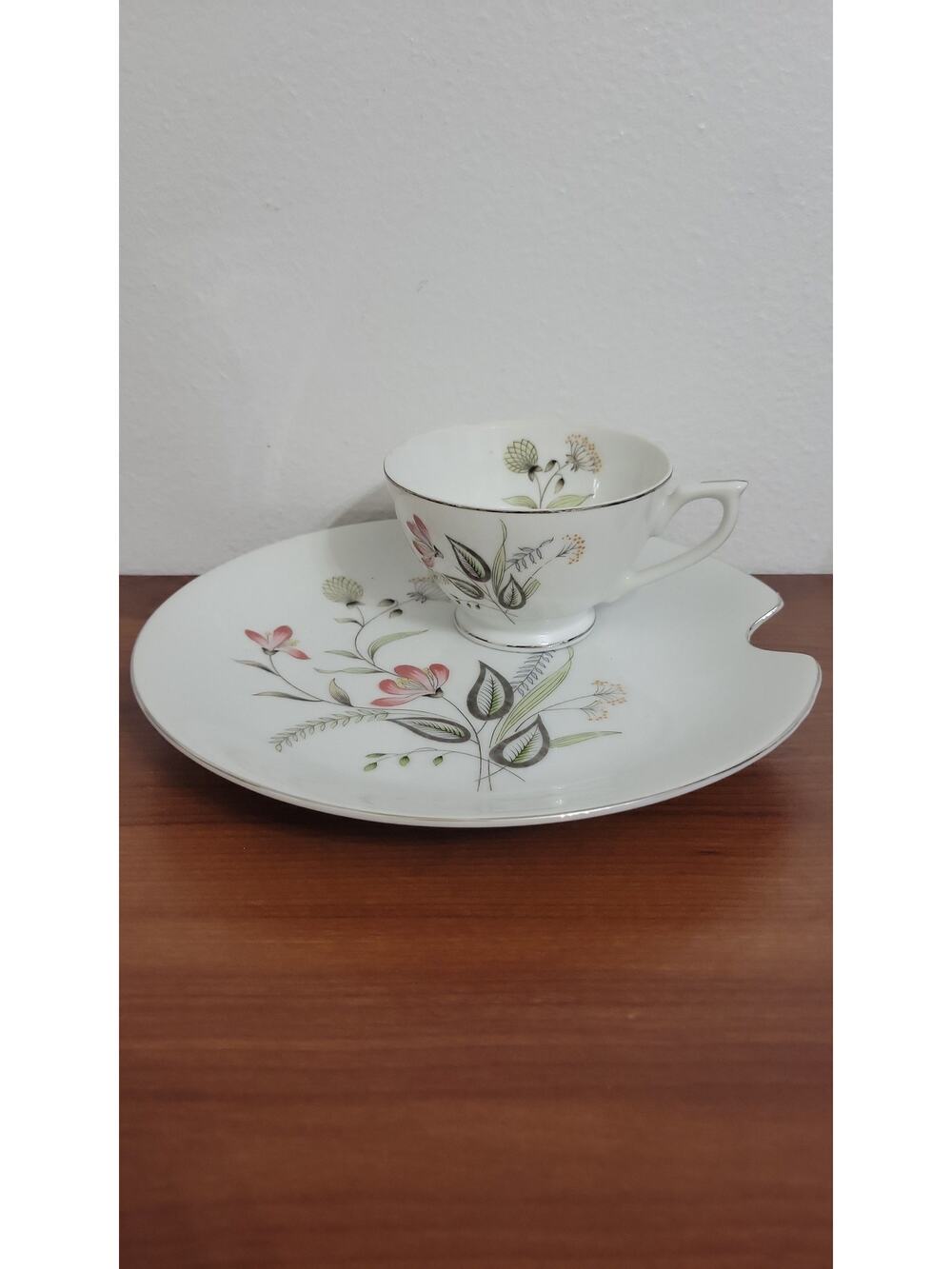 Lefton Wildflower Snack Set